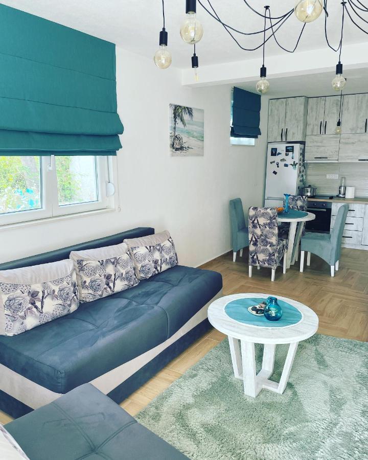 Studio Apartman Happy Home Tivat Dış mekan fotoğraf
